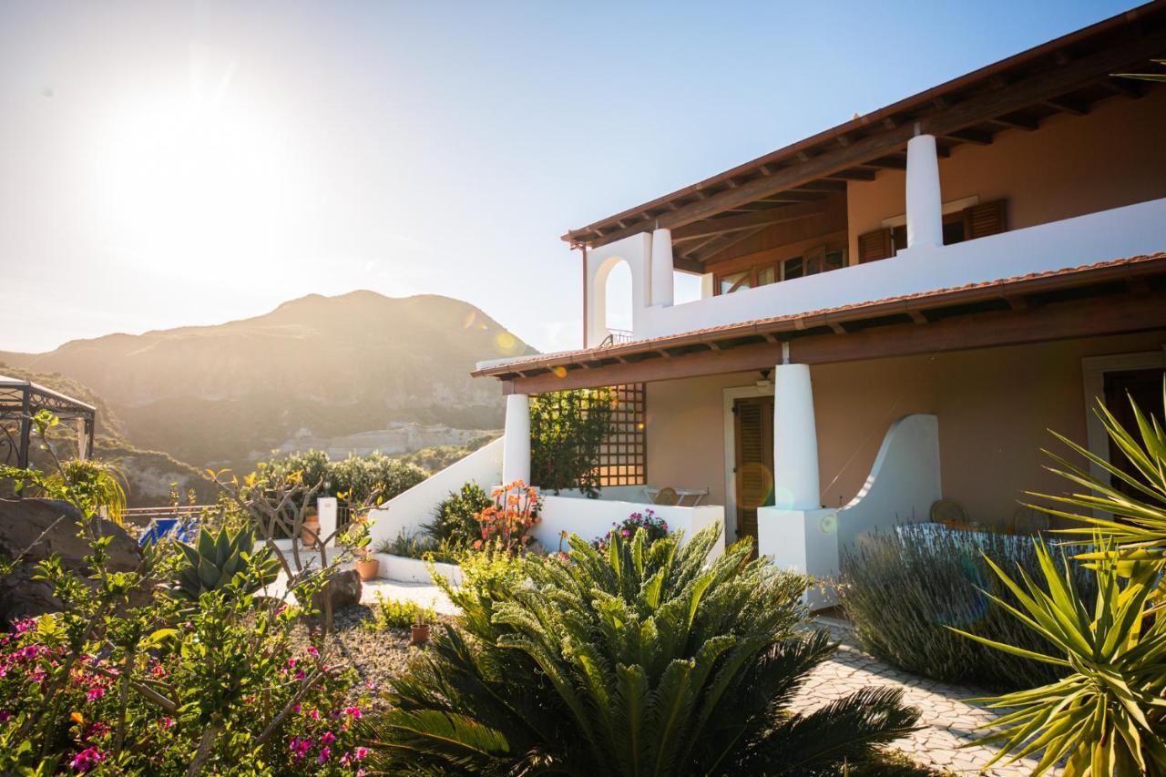 B&B Villa Maristella Lipari  Bagian luar foto