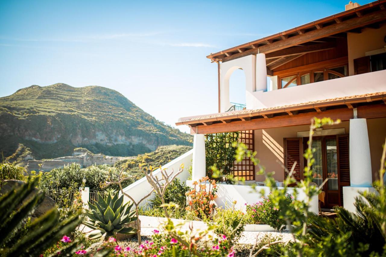 B&B Villa Maristella Lipari  Bagian luar foto