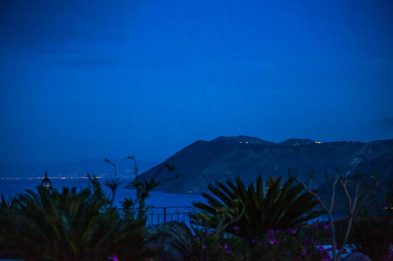 B&B Villa Maristella Lipari  Bagian luar foto