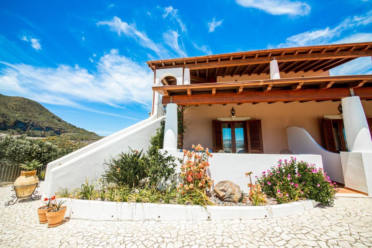 B&B Villa Maristella Lipari  Bagian luar foto