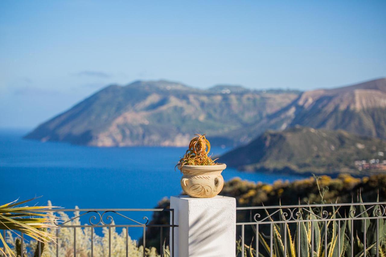 B&B Villa Maristella Lipari  Bagian luar foto