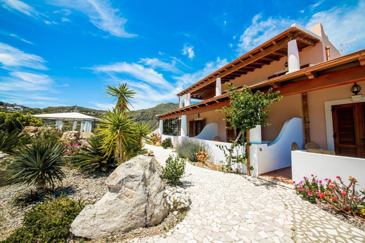 B&B Villa Maristella Lipari  Bagian luar foto