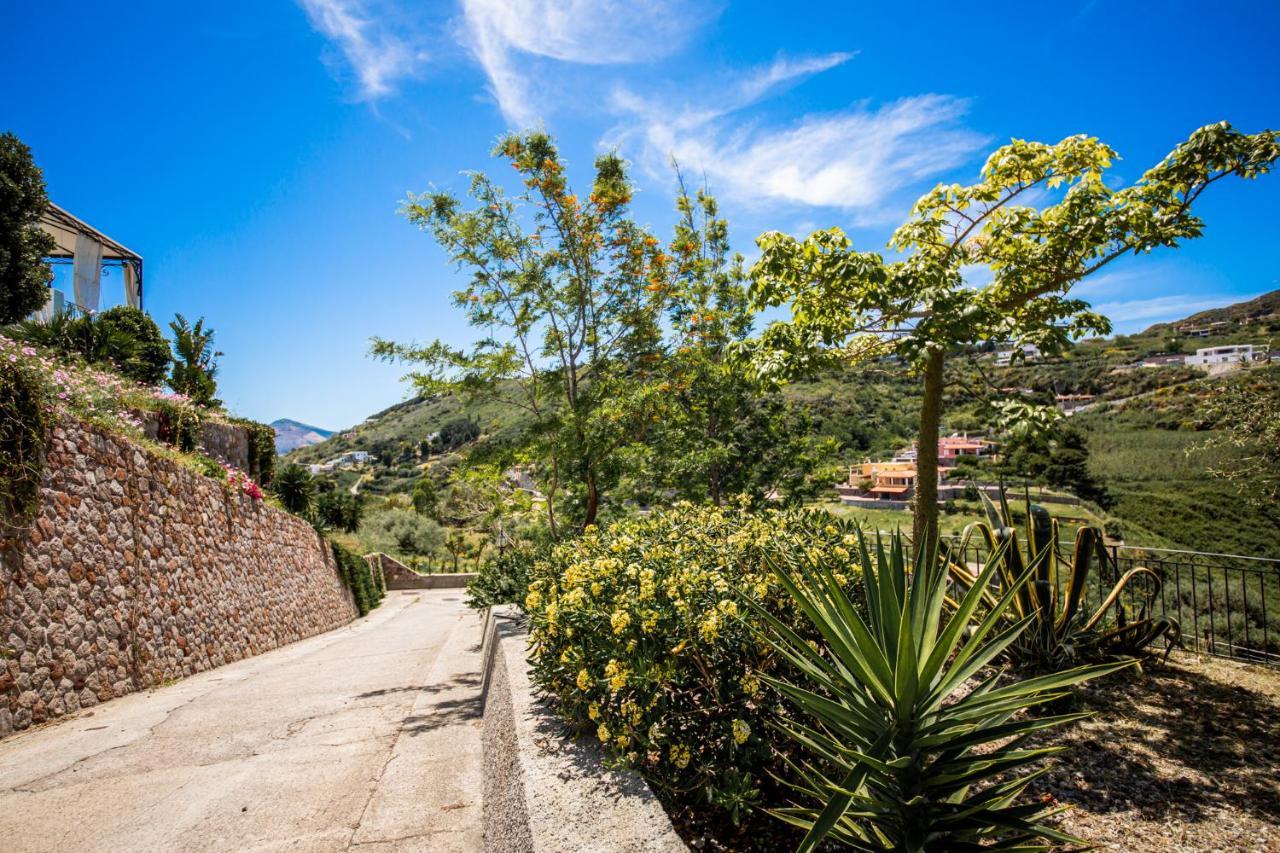 B&B Villa Maristella Lipari  Bagian luar foto