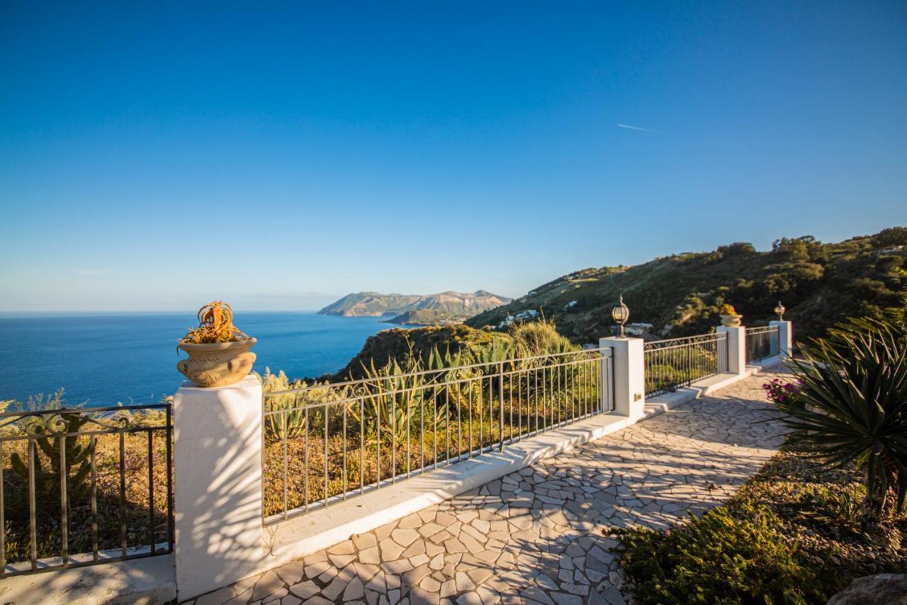 B&B Villa Maristella Lipari  Bagian luar foto