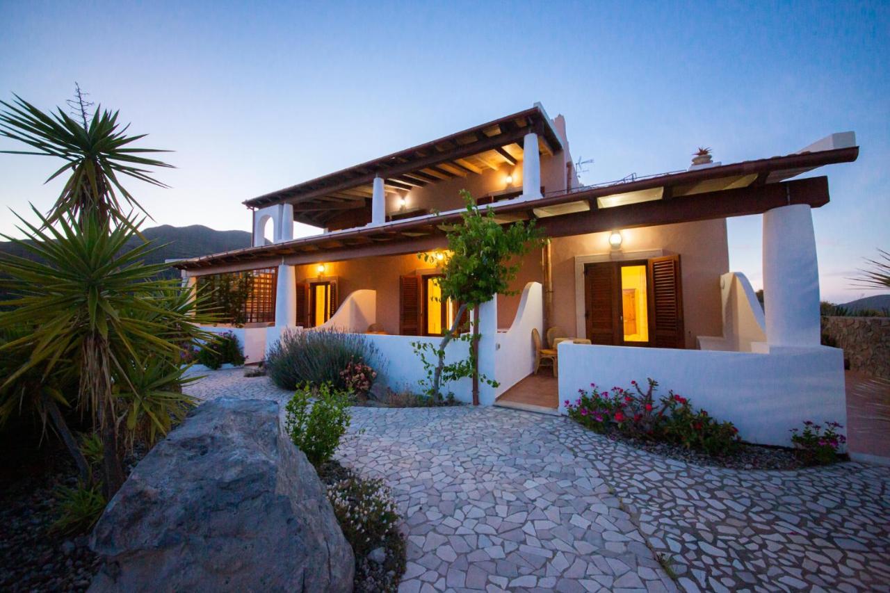 B&B Villa Maristella Lipari  Bagian luar foto